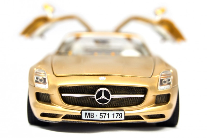 Mercedes Benz SLS AMG