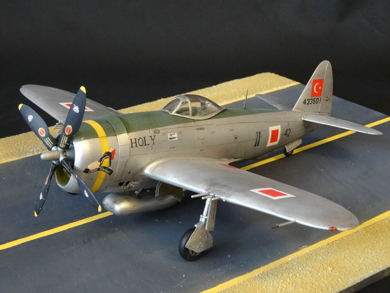 Republic P-47D-30-RA Thunderbolt