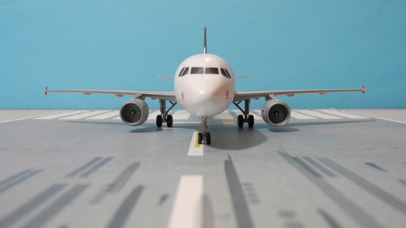 Airbus A320-214