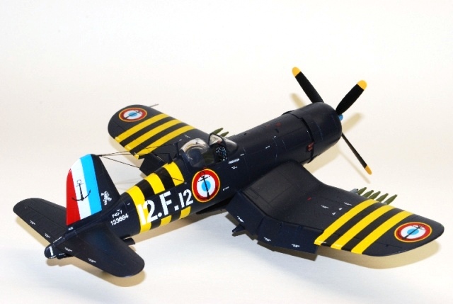 Chance Vought F4U-7 Corsair