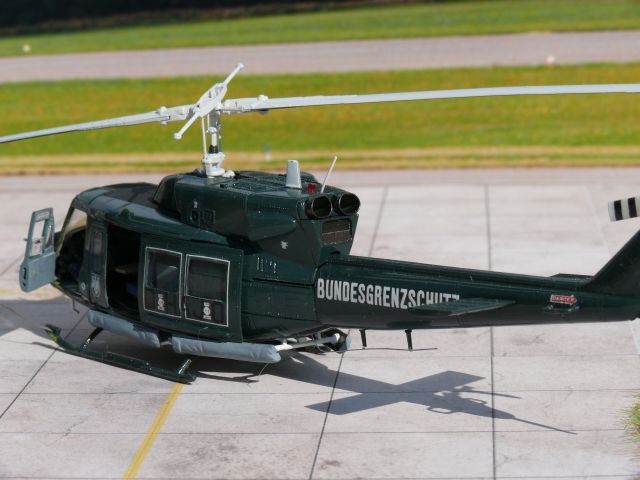 Bell 212 Twin Huey