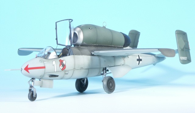 Heinkel He 162 A-2 Salamander