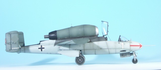 Heinkel He 162 A-2 Salamander