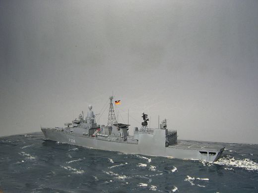 Fregatte Niedersachsen F208