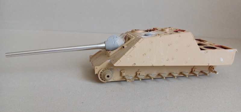 Jagdpanther mit 12,8 cm KwK 44