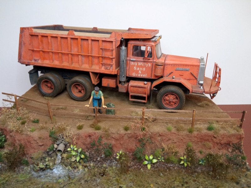 Autocar DC-9964B Dump Truck