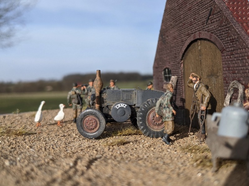 Unter der Rubrik Ackerschlepper brachte die Heinrich Lanz AG den kleinen 30 PS starken Lanz Bulldog im Jahre 1921 auf den Markt