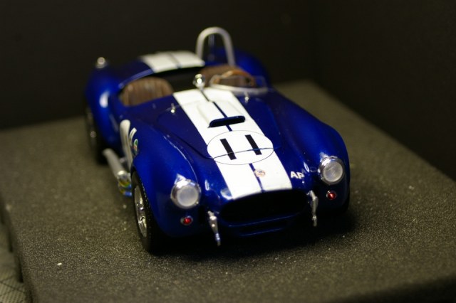 AC Cobra 427