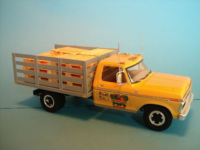 1975 Ford F-350 Stake Truck