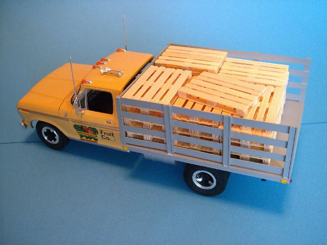 1975 Ford F-350 Stake Truck