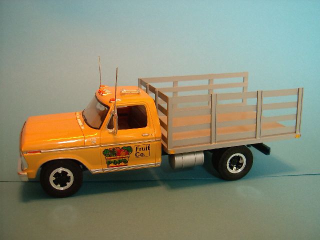 1975 Ford F-350 Stake Truck