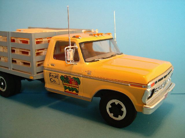 1975 Ford F-350 Stake Truck