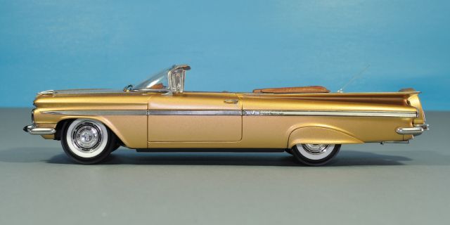 1959 Chevrolet Impala Convertible & Sport Coupe