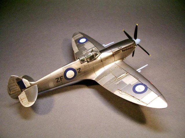 Supermarine Spitfire Mk VIII