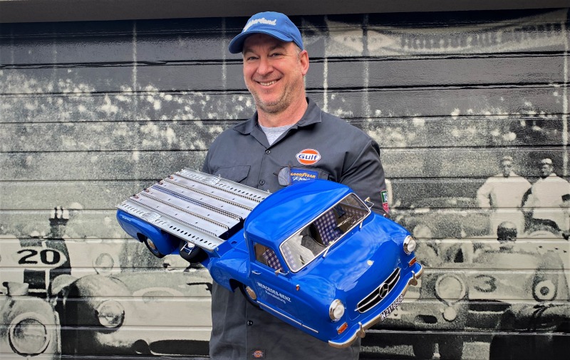 Mercedes Renntransporter "Blaues Wunder"