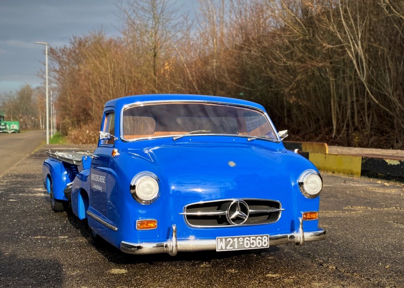 Mercedes Renntransporter "Blaues Wunder"