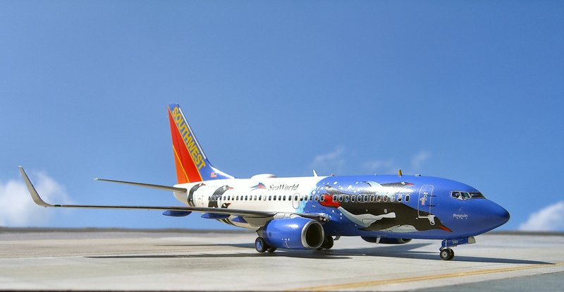 Boeing 737-7H4