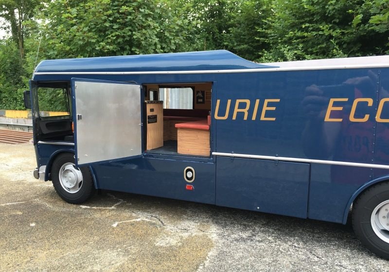 Ecurie Ecosse Renntransporter