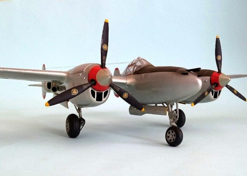 Lockheed P-38J Lightning, Revell 1:32 von Tadeu Pinto Mendes Lockheed P-38J Lightning, Revell 1:32 von Tadeu Pinto Mendes