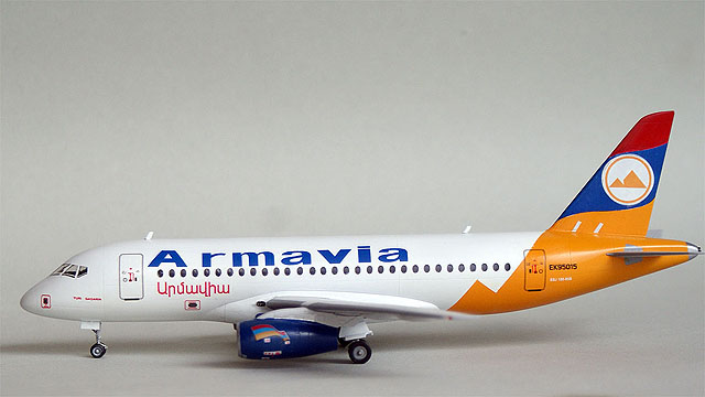 Suchoi SSJ-100