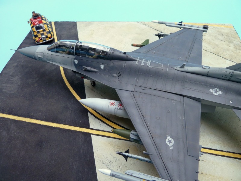 General Dynamics F-16 DG