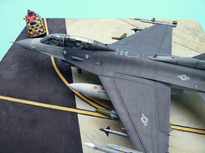 General Dynamics F-16DG