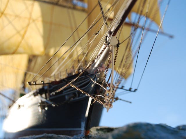 Die Hexe Nannie als Galionsfigur der Cutty Sark.