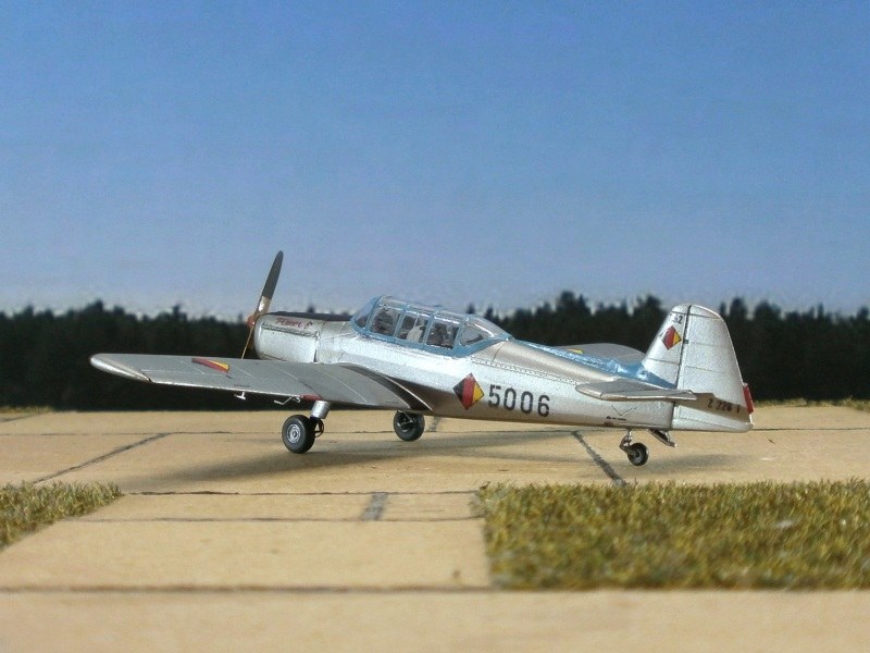 Zlin Z-226 Trener 6