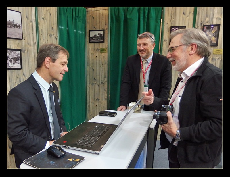 Im Gespräch mit Jan Zdiarsky (l.) und Martin Ferkl (r.)