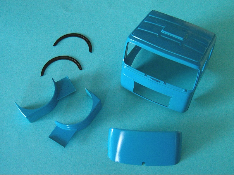 Nach einer Grundierung in Revell 49 erfolgte die Endlackierung in Revell 50