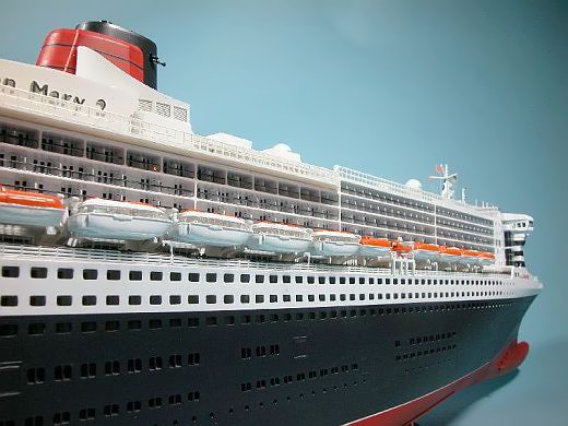 R.M.S. Queen Mary 2