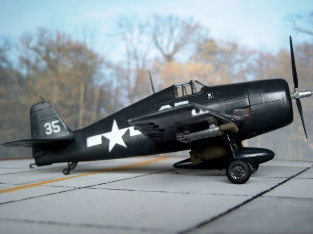 Grumman F6F-5 Hellcat