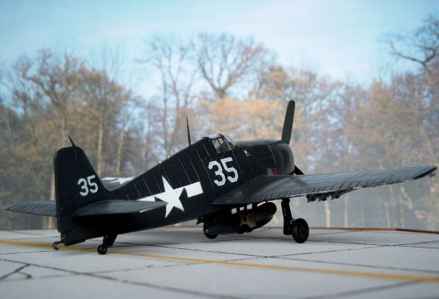 Grumman F6F-5 Hellcat