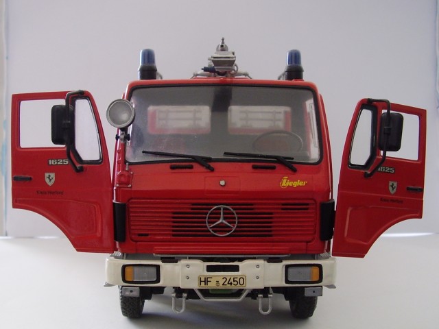 Mercedes-Benz 1625 TLF 24/50, Revell 1:24 von Hans Vogt