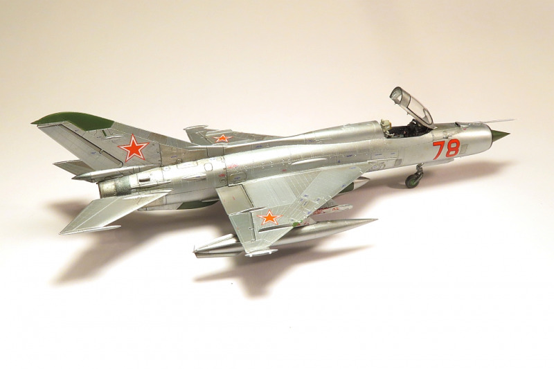 MiG Je-7R