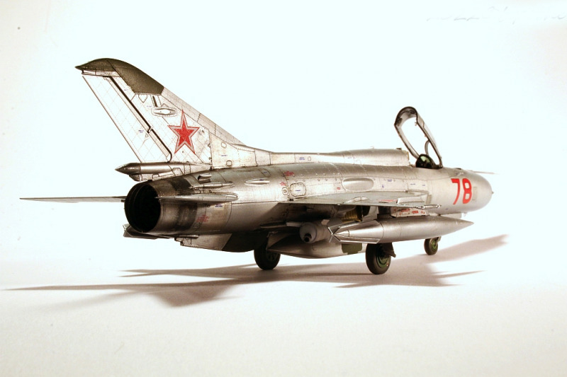 MiG Je-7R