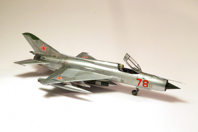 MiG Je-7R