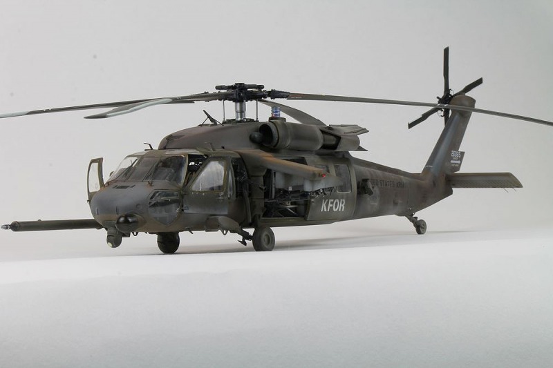 Sikorsky UH-60L Black Hawk