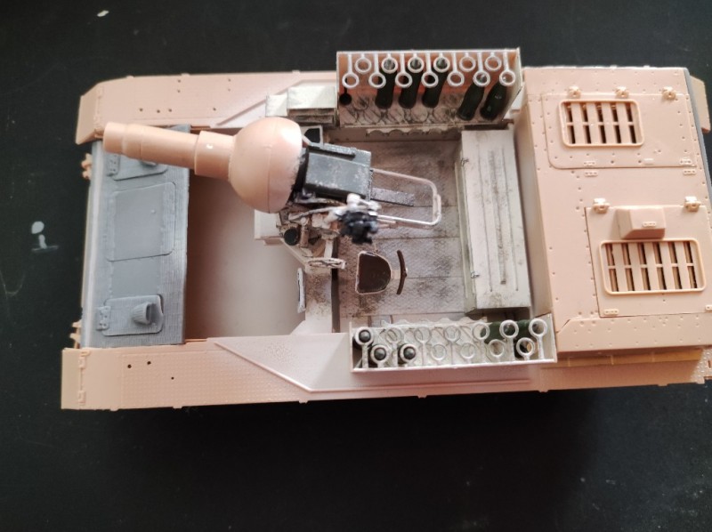 Sturmpanzer IV Brummbär früh, HobbyBoss 1:35 von Andy Hartung