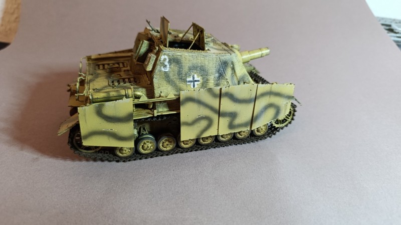 Sturmpanzer IV Brummbär früh, HobbyBoss 1:35 von Andy Hartung
