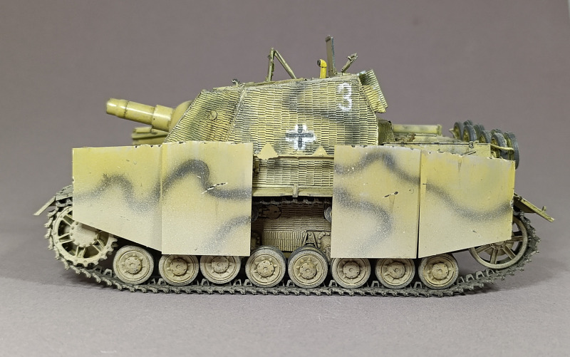 Sturmpanzer IV Brummbär früh