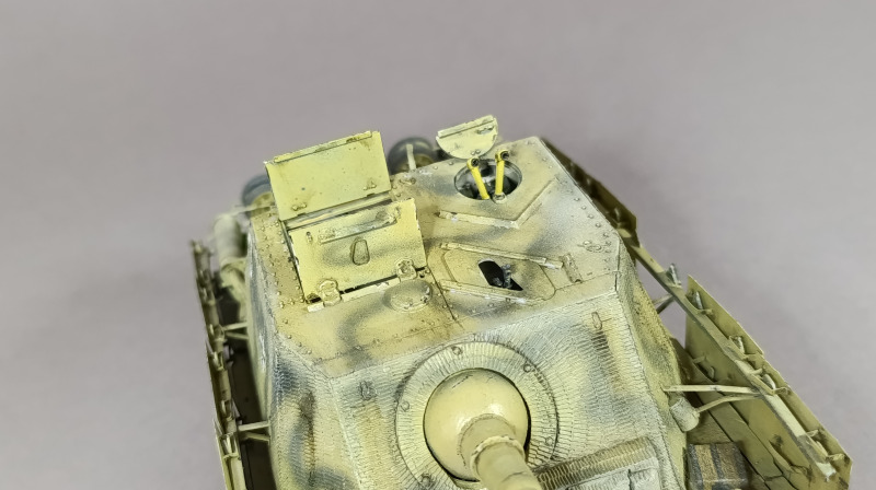 Sturmpanzer IV Brummbär früh, HobbyBoss 1:35 von Andy Hartung