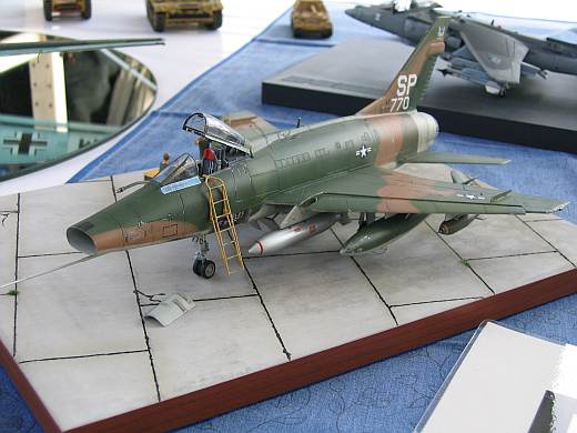 F-100D Super Sabre in 1:48