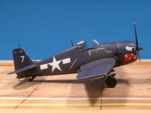 Grumman F6F-5 Hellcat