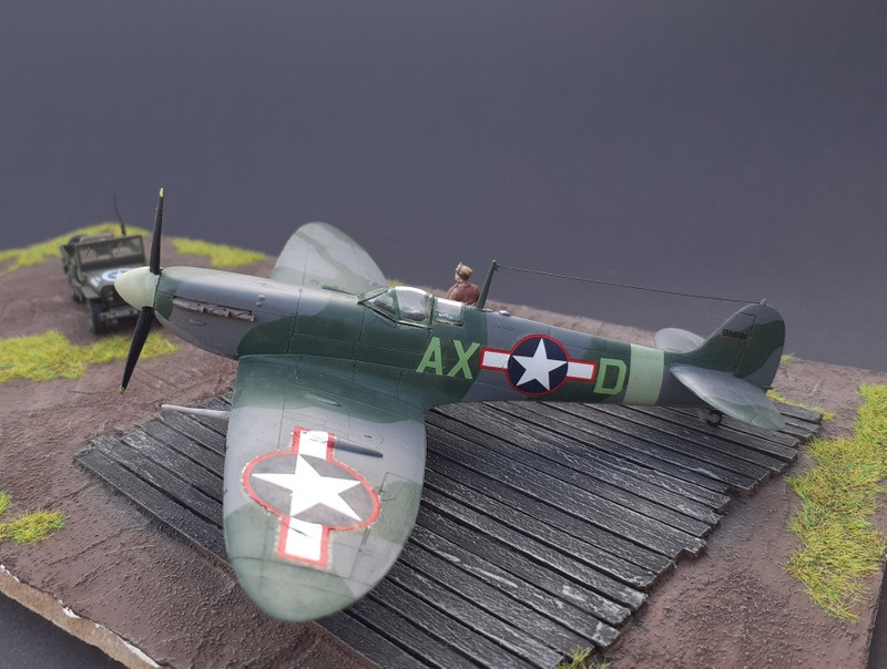 SIMPLE, FACILE MODÈLE - Supermarine Spitfire Mk Vc Trop Raf 417.Sqn SIMPLE, FACILE MODÈLE - Supermarine Spitfire Mk Vc Trop Raf 417.Sqn