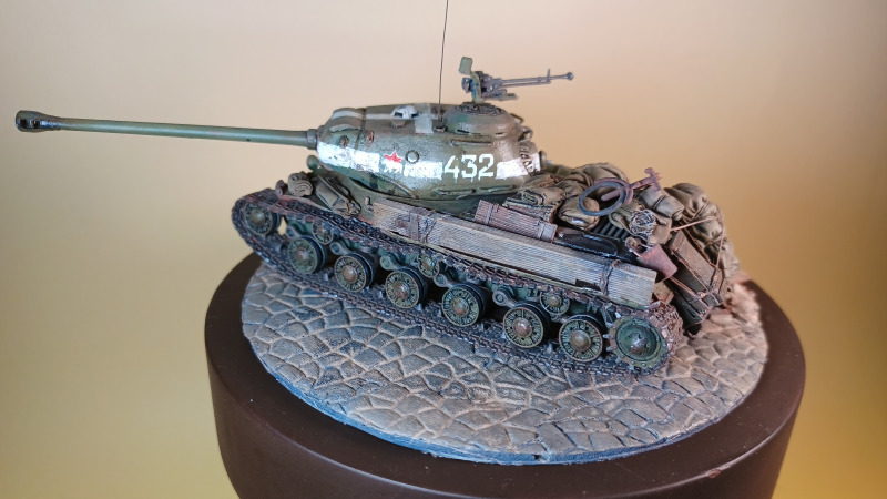 IS-2