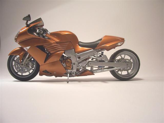 Kawasaki ZX-14 "Extended Rearend"