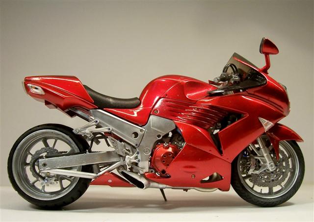 Kawasaki ZX 14 "Wide Tire"