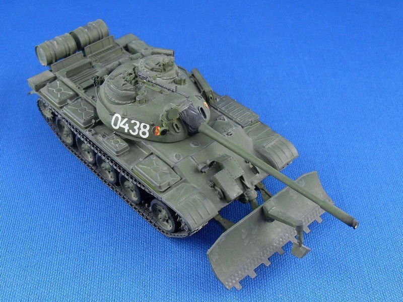 T-55AM mit BTU-55