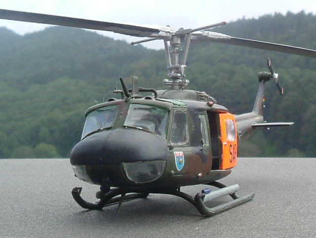 Bell UH-1D Huey